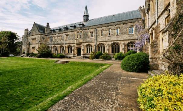 19 Cloisters 5 1