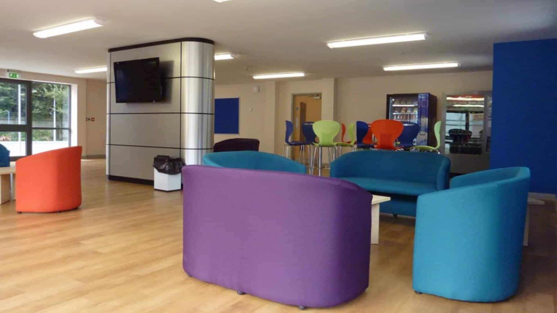 17 Accommodation Stockbridge Common Room 1920 X 1080 3 Stockbridge Common Room