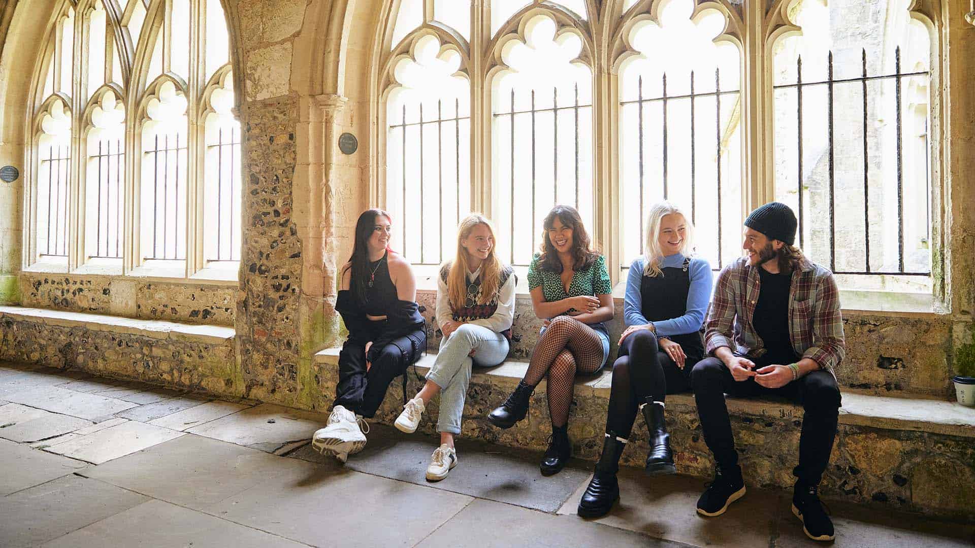 21 Student Chichester Cathedral 1920 X 1080 34