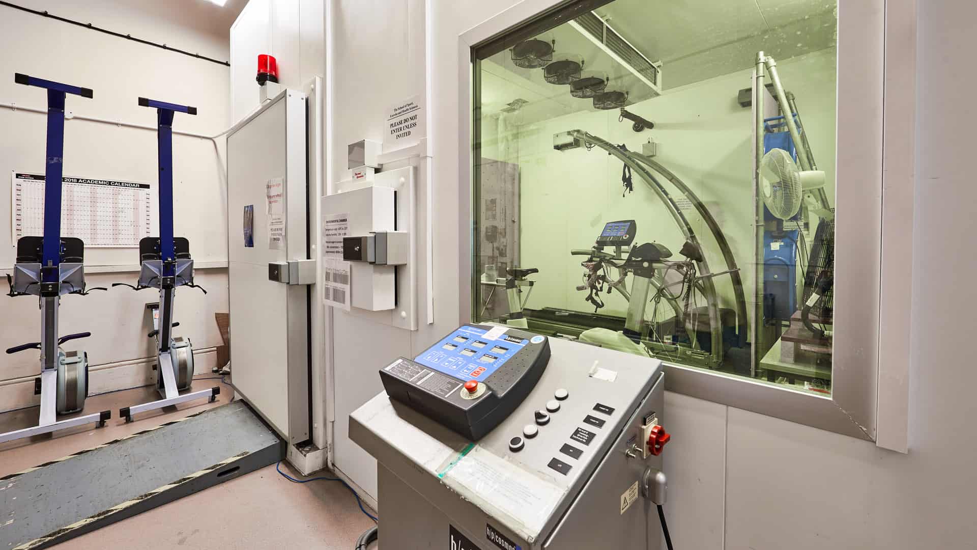 19 Physiology Lab Environmental chamber