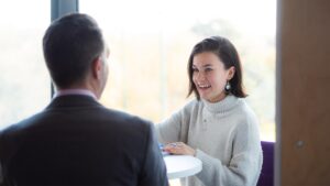 Student in conversation