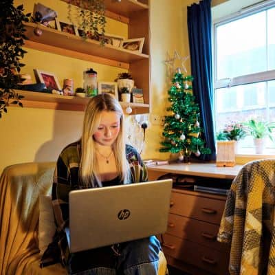 21 Maddie Crowther Barbara Smith Accommodation 7 400x400