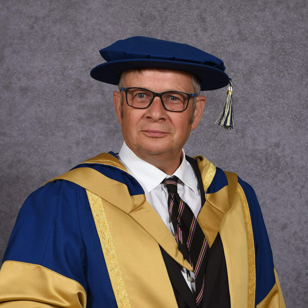 Colin Hills