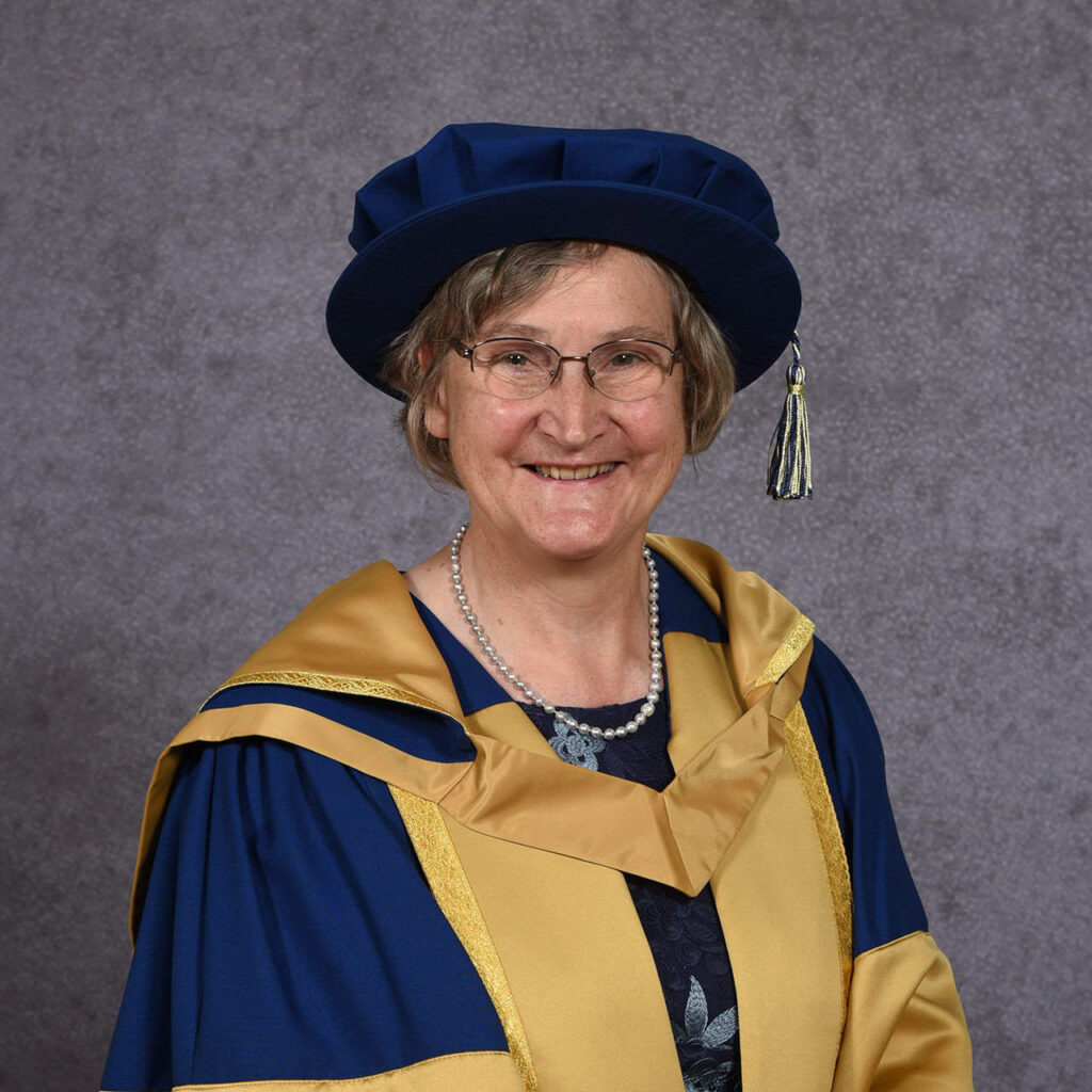 Dr Paula Carey
